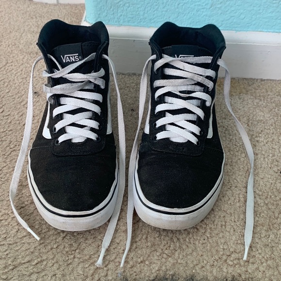 Black Hi Top Vans Sz 8.5 - Picture 1 of 9